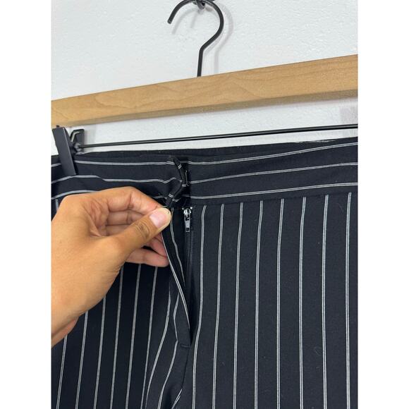 Willi Smith Black Pinstripe Dress Pants Women’s 14 - Picture 4 of 7